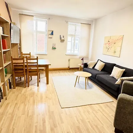 Bleibe Am Kirchhof * 奎德林堡